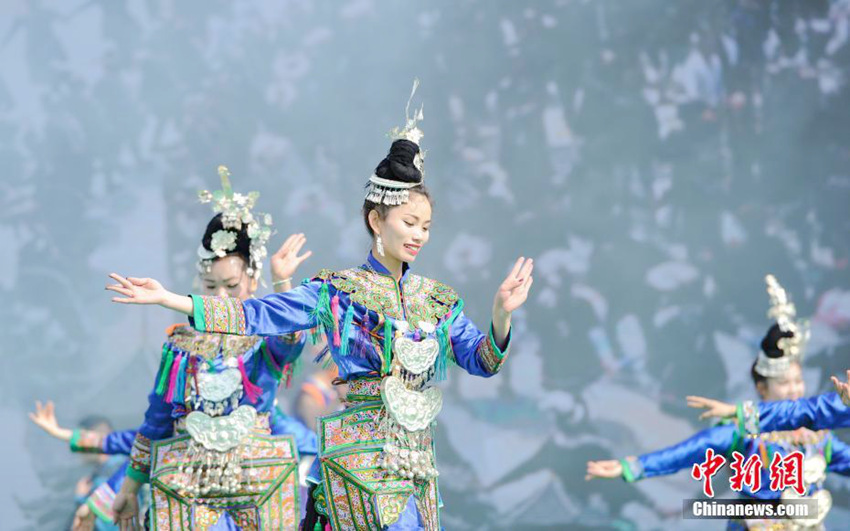 무형문화재로 지정된 ‘동년’ 즐기는 구이저우 동족들