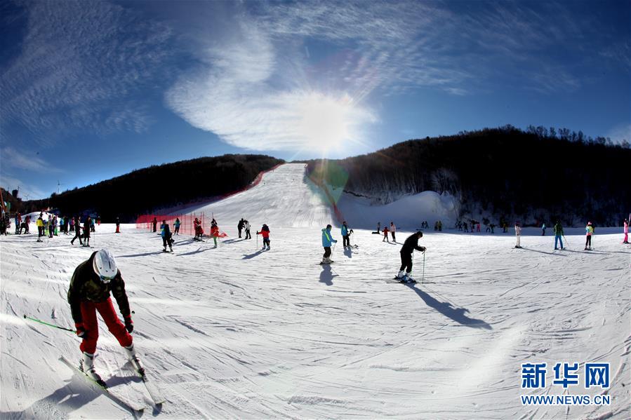 2022년 동계올림픽 개최지 허베이 충리, 스키 시즌 돌입!
